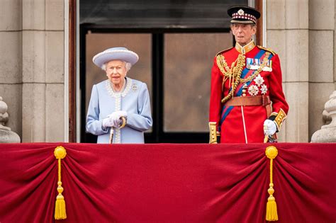 A Festa de Jubileu de Platina: Uma Celebração Histórica da Rainha Elizabeth II e 70 Anos no Trono Britânico